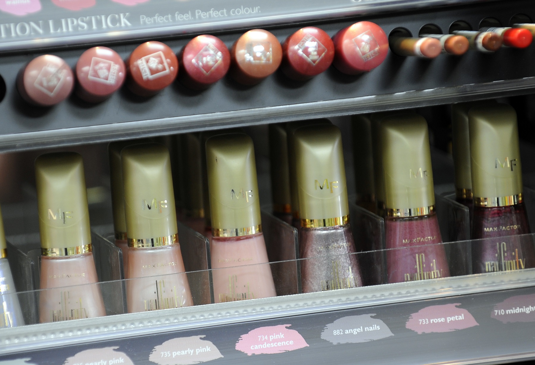 Do you really know what chemicals are in your cosmetics? - Vimarsana News