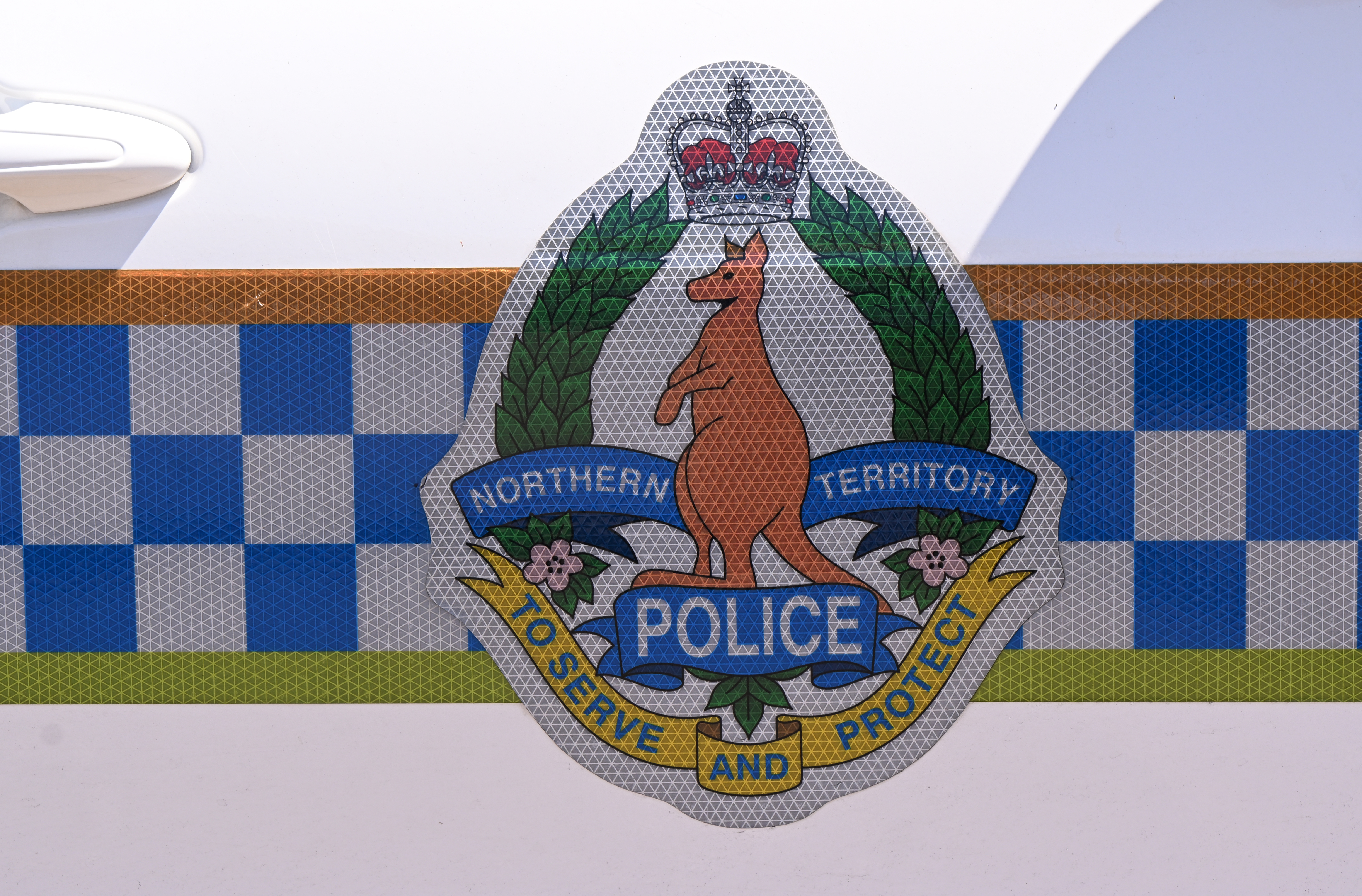 A senior NT officer shared a photo of an Aboriginal woman. His punishment was reversed by the top cop - Vimarsana News