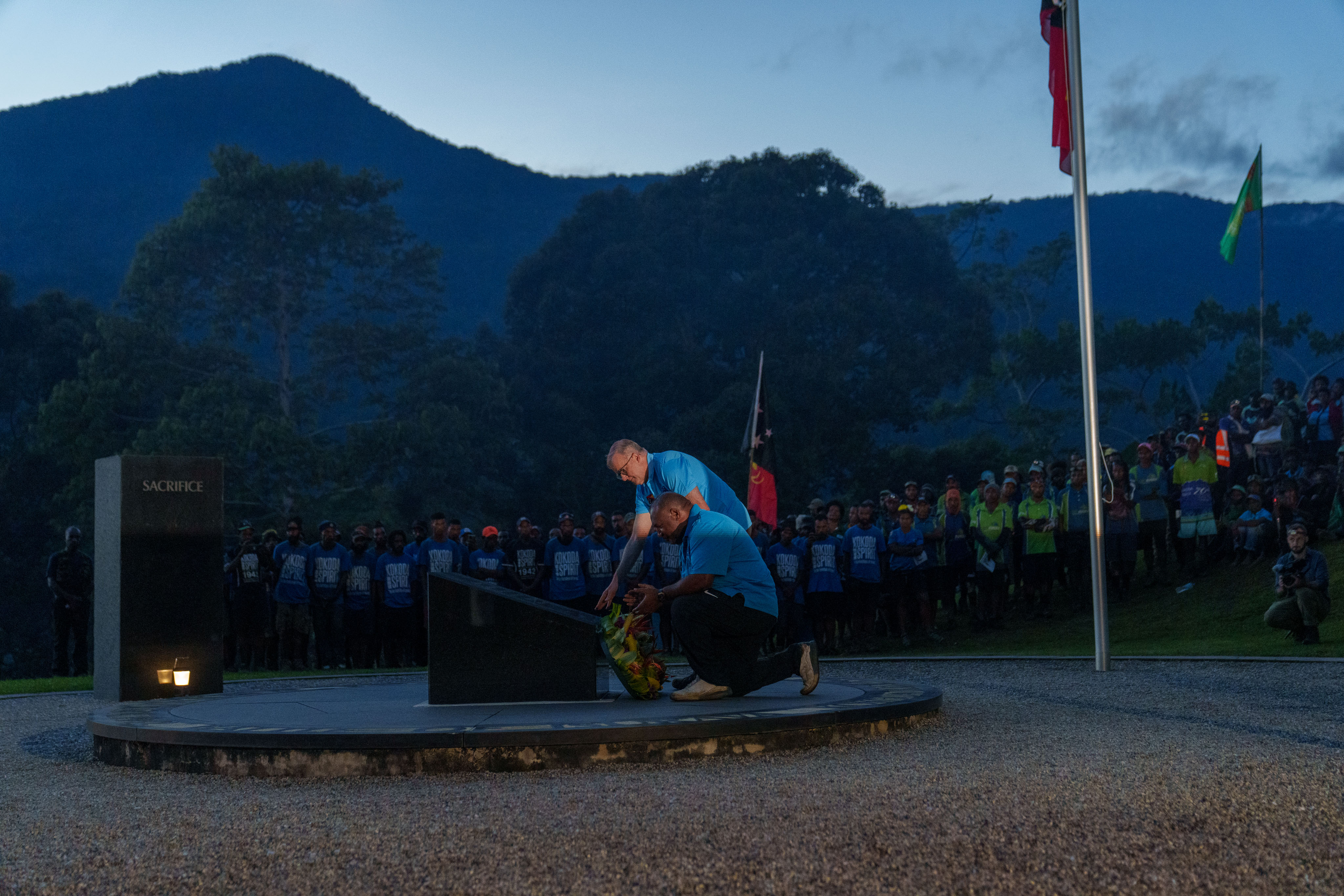 Australia pauses for ANZAC dawn services - Vimarsana News
