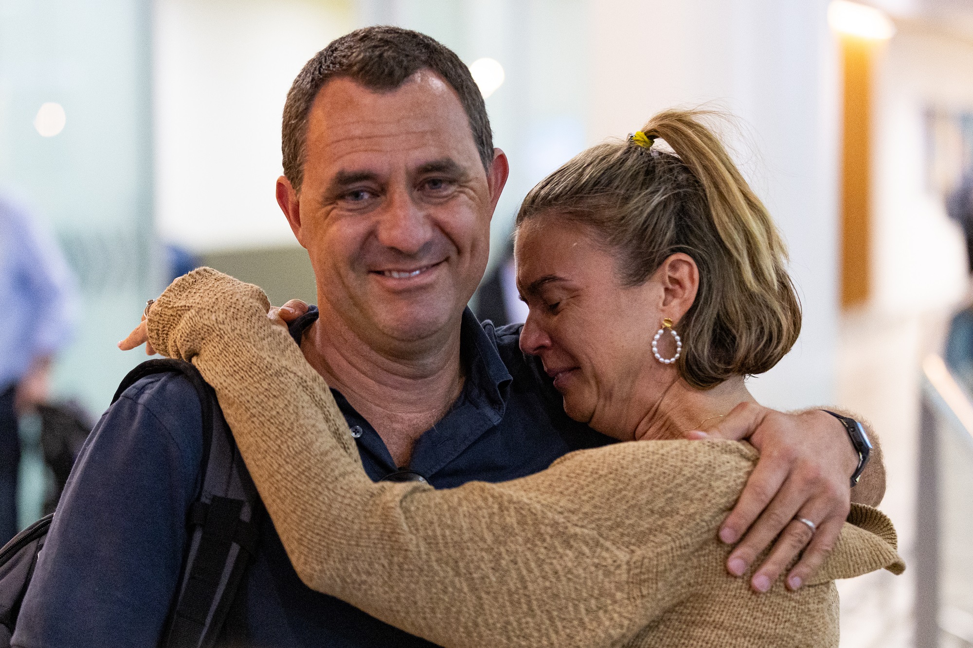 Relief for first group of Australians evacuated from riot-stricken New Caledonia - Vimarsana News