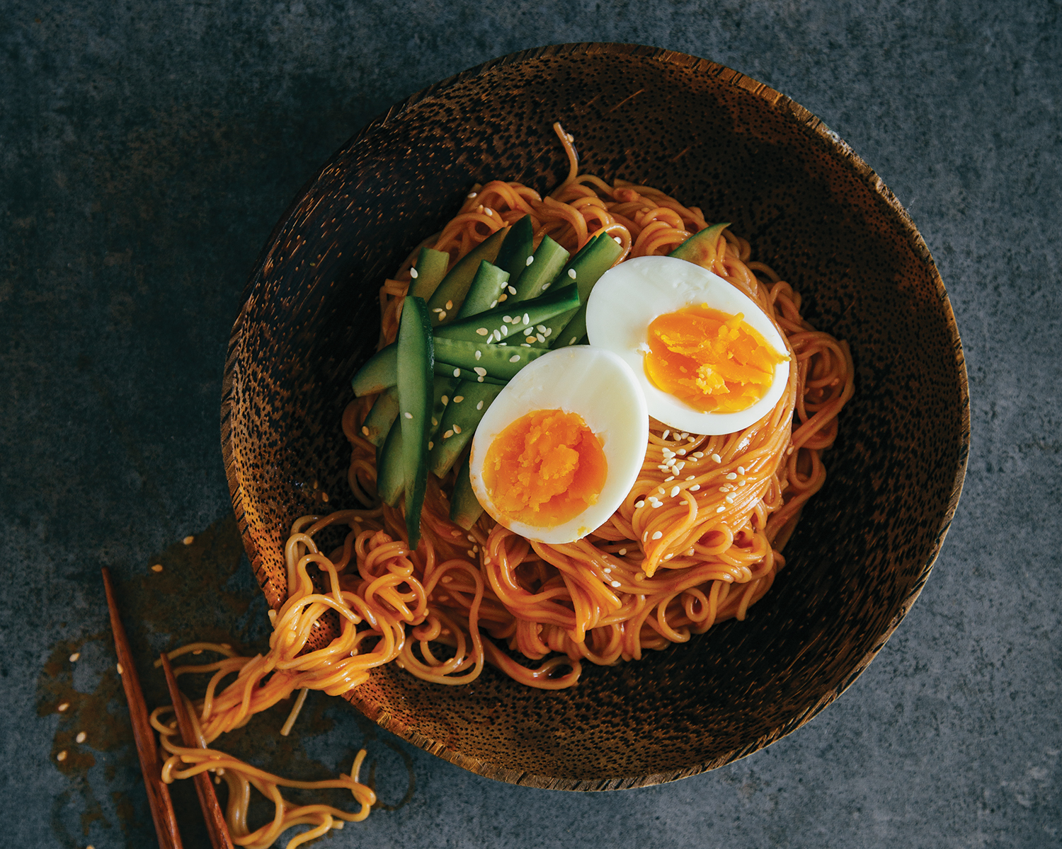 Spicy mixed noodles (bibim guksu)