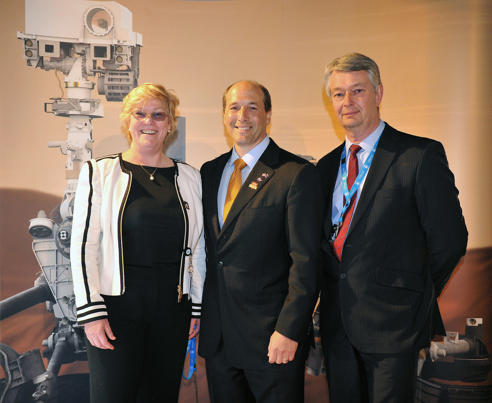 Megan Clark at the Canberra Deep Space Communications Complex in 2012 with its director, Ed Kruzins, right, and then US ambassador Jeffrey L. Bleich.