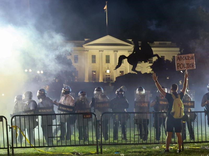 US police near the White House