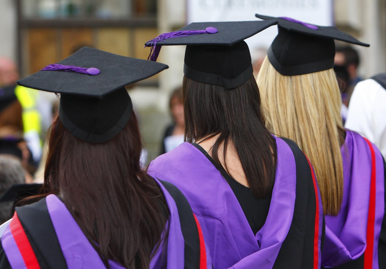 graduates 